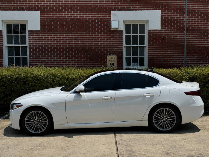 alfa romeo giulia 2018 ZARFAECN1J7571619 image alfa romeo giulia 2018 ZARFAECN1J7571619 image